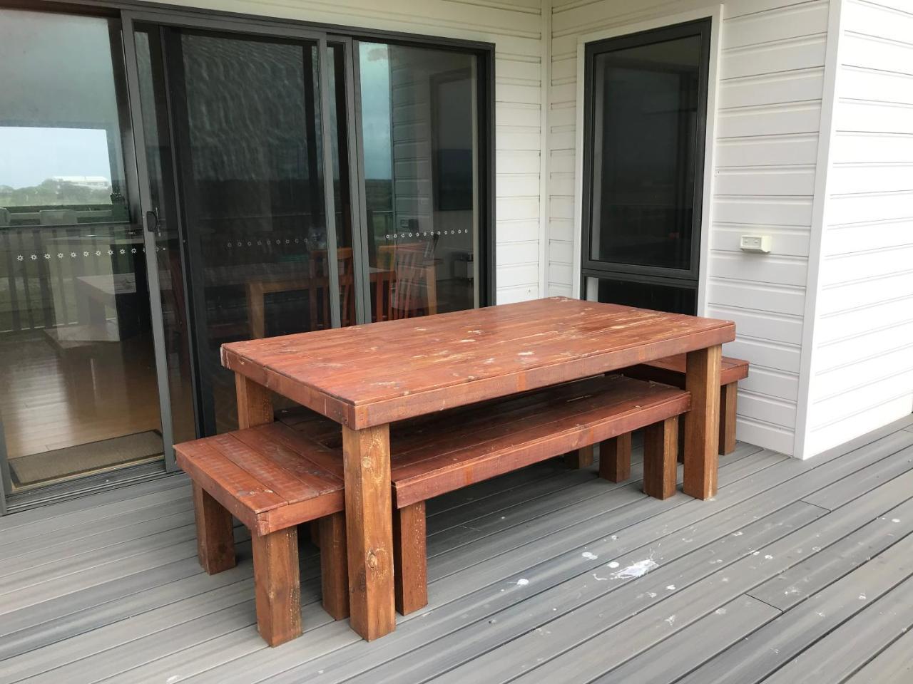 Peterborough Getaway Villa Екстериор снимка